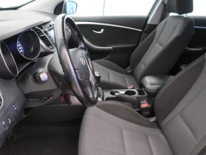 Hyundai i30  1.6 MPI 