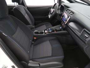 Nissan Leaf  40 kWh Acenta 