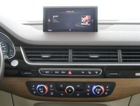 Audi Q7  3.0 TDI 