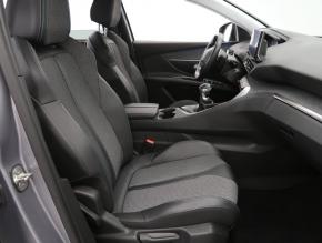 Peugeot 5008  1.5 BlueHDi 