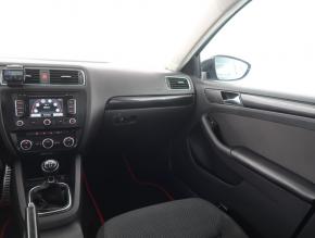 Volkswagen Jetta  1.6 TDI 