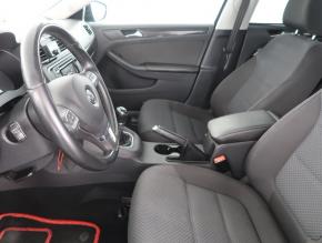 Volkswagen Jetta  1.6 TDI 