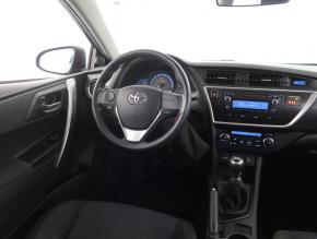 Toyota Auris  1.3 Dual VVT-i 