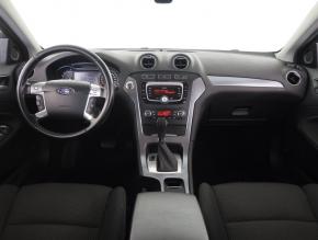 Ford Mondeo  2.0 EcoBoost Titanium 