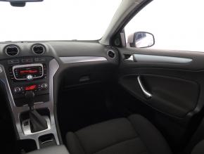 Ford Mondeo  2.0 EcoBoost Titanium 