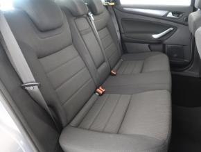 Ford Mondeo  2.0 EcoBoost Titanium 
