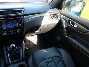 Nissan Qashqai  1.6 DIG-T 