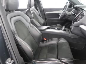 Volvo XC90  B5 AWD R-Design 