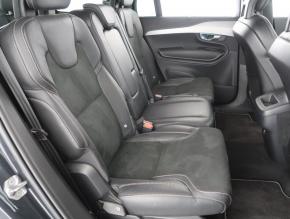 Volvo XC90  B5 AWD R-Design 