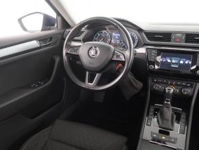 Škoda Superb  2.0 TDI Style 