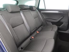 Škoda Superb  2.0 TDI Style 