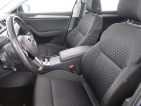 Škoda Superb  2.0 TDI Style 