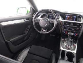 Audi A5  3.0 TDI S-Line 