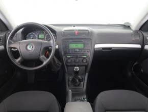 Škoda Octavia  1.6 Ambiente 