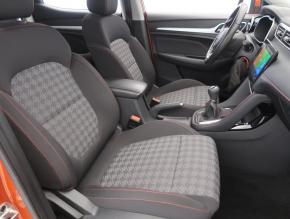 MG ZS SUV  1.5 Emotion 