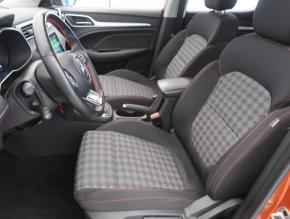 MG ZS SUV  1.5 Emotion 