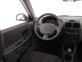 Hyundai Accent  1.3 