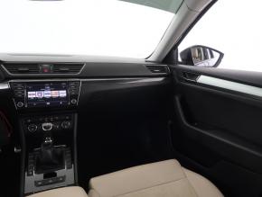 Škoda Superb  1.4 TSI 