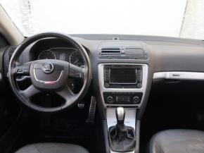 Škoda Octavia  Scout 2.0 TDI 