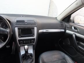 Škoda Octavia  Scout 2.0 TDI 