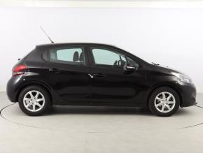 Peugeot 208  1.2 PureTech 