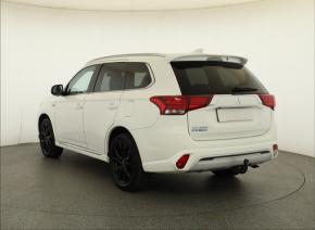 Mitsubishi Outlander  2.4 PHEV 