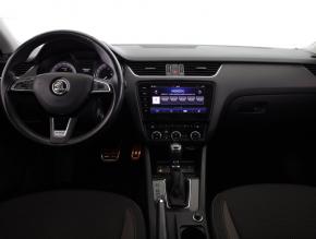 Škoda Octavia  Scout 2.0 TDI 