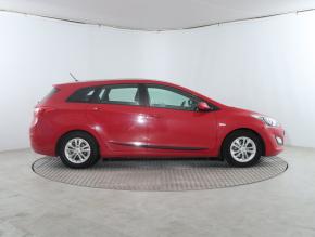 Hyundai i30  1.6 MPI 
