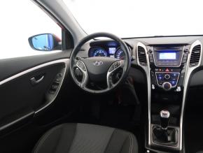 Hyundai i30  1.6 MPI 