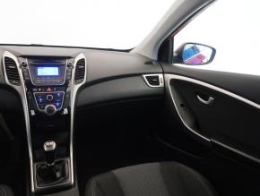 Hyundai i30  1.6 MPI 