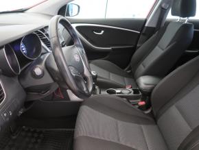 Hyundai i30  1.6 MPI 