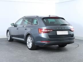 Škoda Superb  2.0 TDI Style 