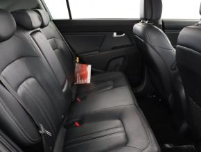 Kia Sportage  2.0 CRDi 