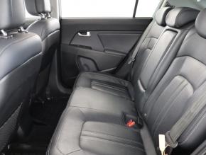 Kia Sportage  2.0 CRDi 