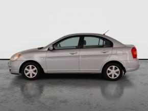 Hyundai Accent  1.4i 