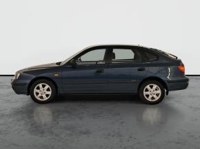Hyundai Elantra  1.6 