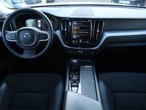 Volvo XC60  B4 AWD Momentum 