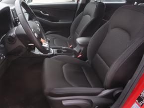 Hyundai i30 Fastback  1.0 T-GDI Komfort 