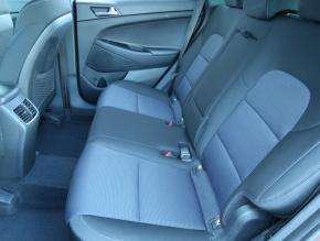 Hyundai Tucson  2.0 CRDi 