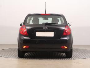Kia Ceed  1.4 CVVT 