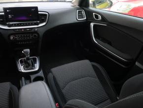 Kia Ceed  1.5 T-GDI MHEV Exclusive 