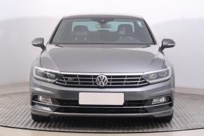 Volkswagen Passat  2.0 TSI R-Line 