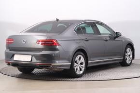 Volkswagen Passat  2.0 TSI R-Line 