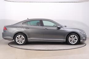 Volkswagen Passat  2.0 TSI R-Line 