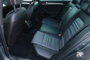 Volkswagen Passat  2.0 TSI R-Line 