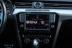 Volkswagen Passat  2.0 TSI R-Line 