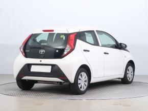 Toyota  1.0 VVT-i 