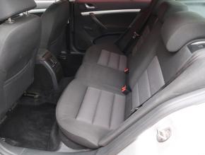 Škoda Octavia  1.6 Ambiente 