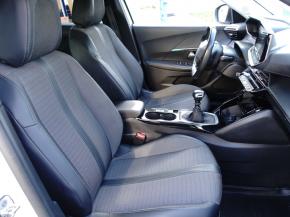 Peugeot 2008  1.5 BlueHDi Allure 