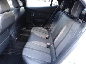 Peugeot 2008  1.5 BlueHDi Allure 